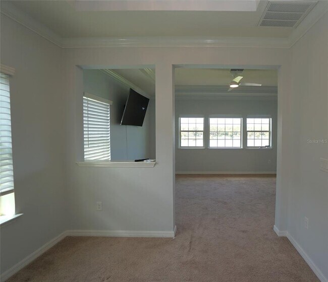 Building Photo - 18824 Birchwood Groves Dr