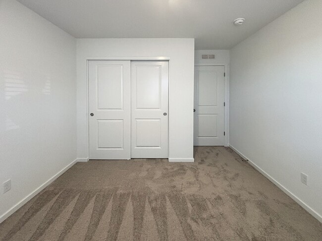 Building Photo - 25263 Todd Way
