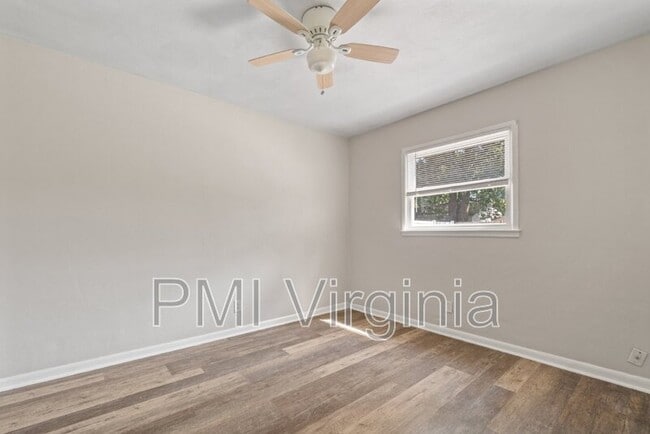 Building Photo - 336 Dodge Dr