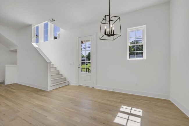 Building Photo - 4BR/4BA New Build in Old Hickory