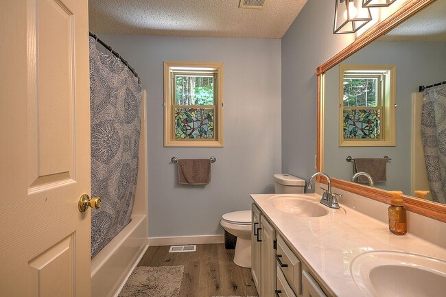 Building Photo - 4406 Willmary Dr