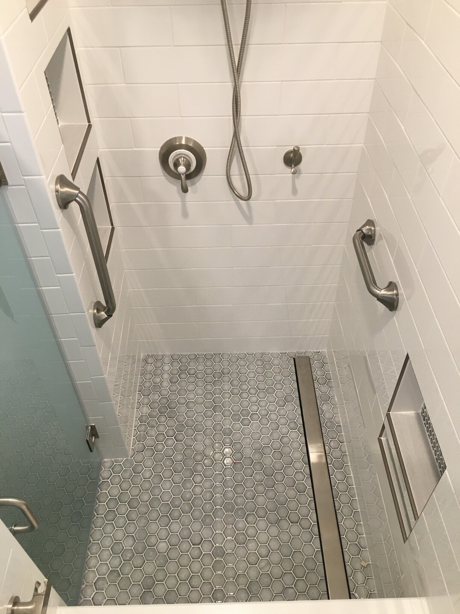 Bathroom D - 87 Irving St