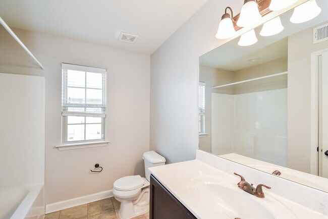 Building Photo - 3363 Hill Valley Ln