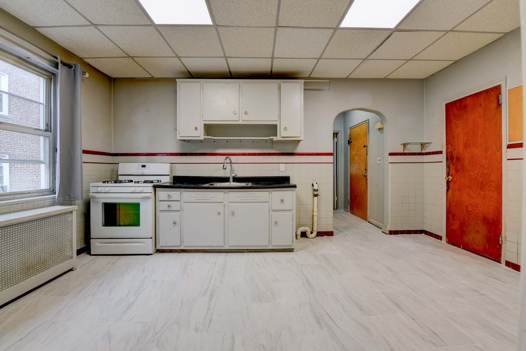 Building Photo - 71 Carmer Ave