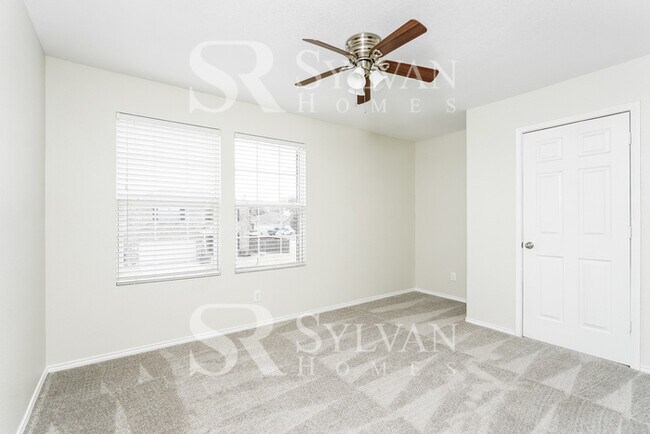 Building Photo - At Last, This Is What You Have Been Searching For!