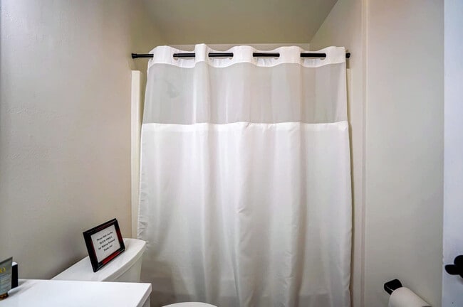 Building Photo - 1217 E Wilson St