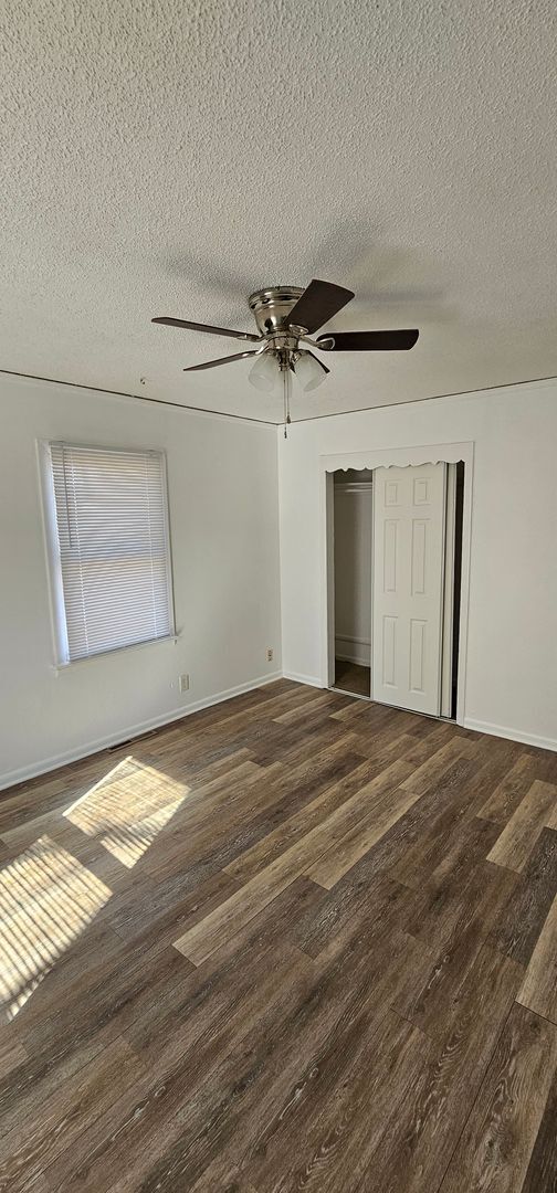 Building Photo - Renovated 4 bedroom with full unfinished basement