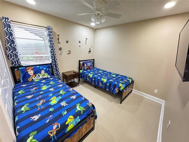 Building Photo - 1306 Casterton Cir