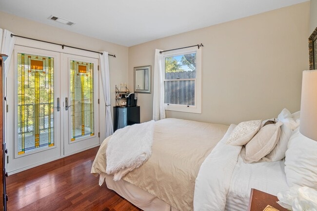 Building Photo - Executive Westside Paso Robles Home