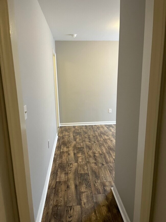 Building Photo - AVS2 AJ Duplexes