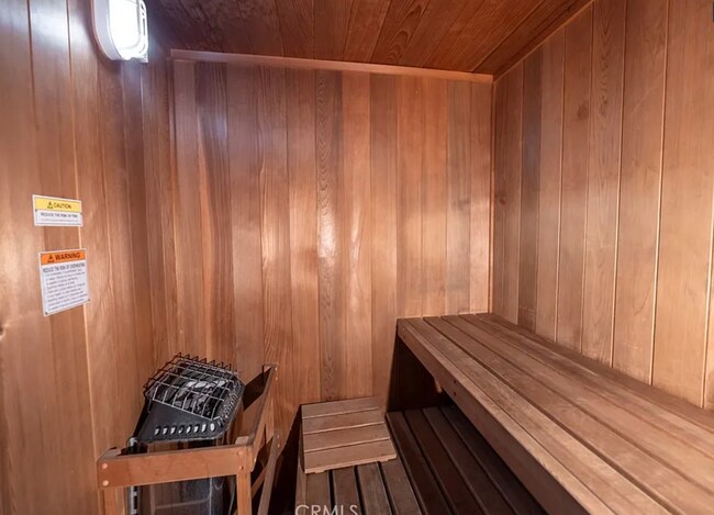 Building Photo - 620 S Gramercy Pl