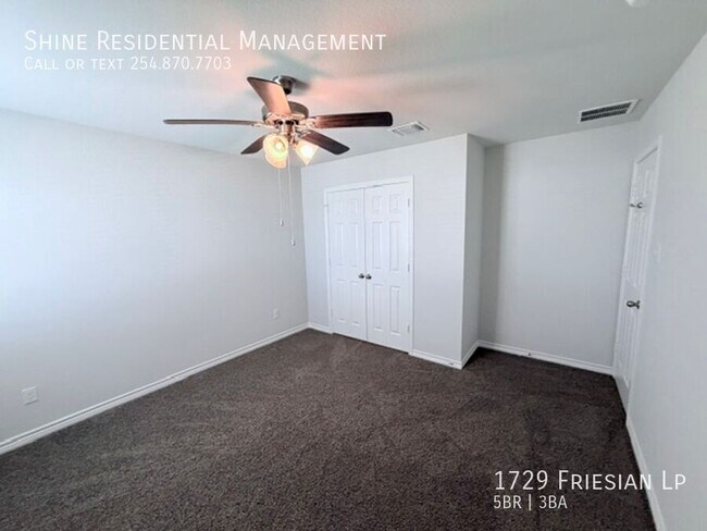 Building Photo - 1729 Friesian Lp