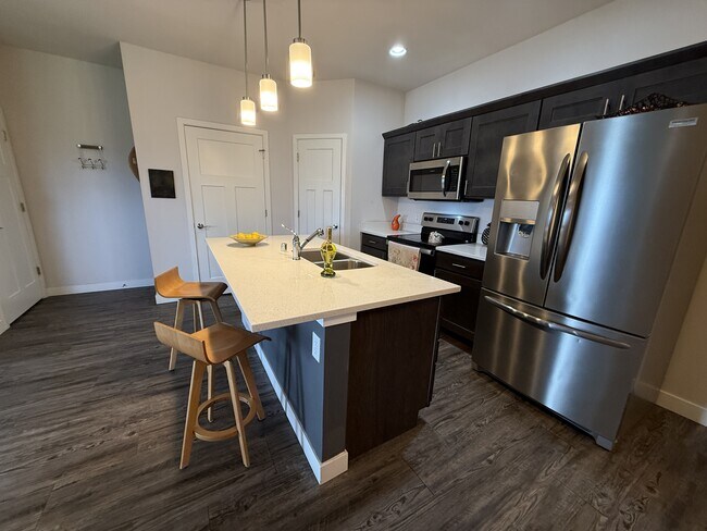 Building Photo - 5509 Prairie Pl Dr
