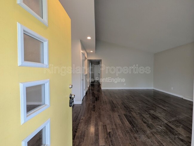 Building Photo - 1146 Swarthmore Ln
