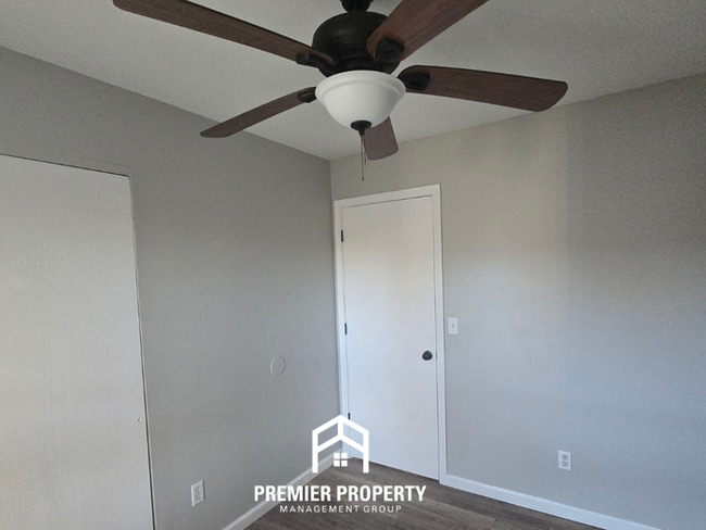 Building Photo - Charming 3BR Home in St. Louis | Hardwood Floors, Bright Living Space & W/D Hookups