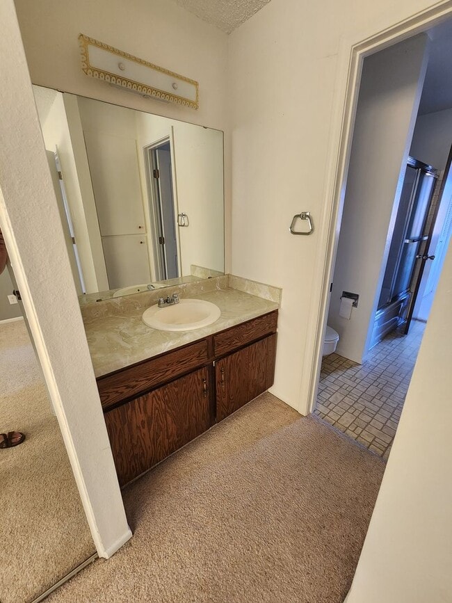 Building Photo - ALL PROSPECTIVE TENANTS MUST SUBMIT A $58 NON-REFUNDABLE APPLICATION FEE PER APPLICANT ONLINE AND...