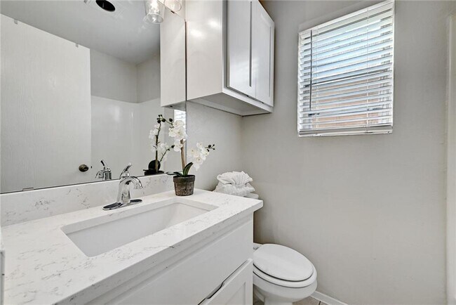 Building Photo - 7303 Sir Gawain Dr