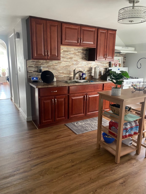 Building Photo - 116 Warwick Rd