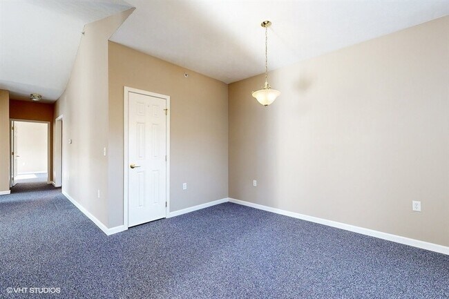 Building Photo - 322 Stockton Ridge
