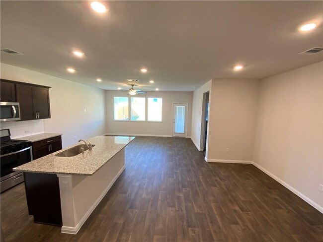 Building Photo - 252 Sunniberg Lp