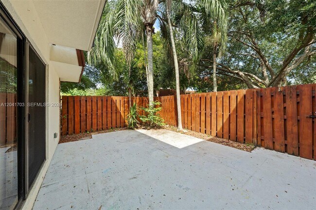 Building Photo - 3118 Spanish Wells Dr