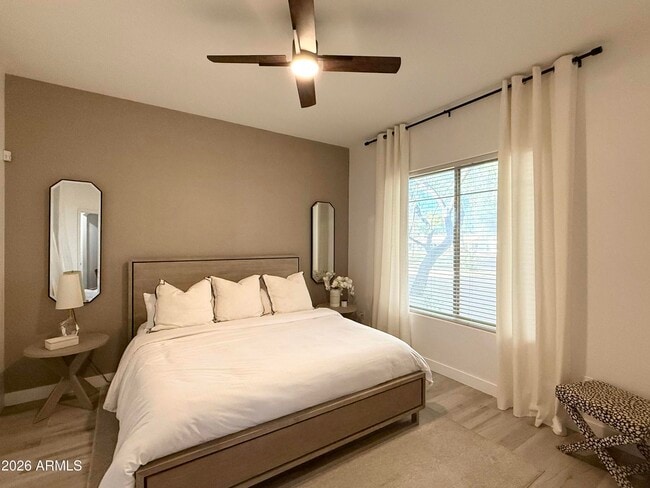 Building Photo - 11000 N 77th Pl