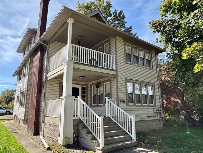Primary Photo - 2420 E Market St