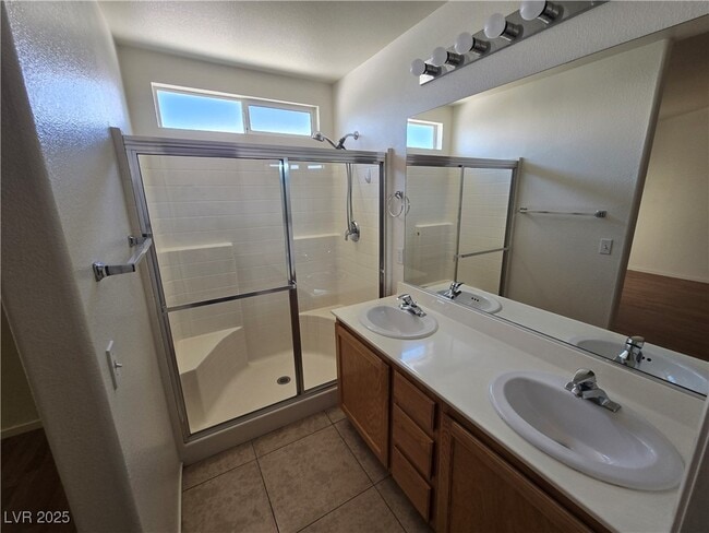 Building Photo - 5120 Wedmore Ct