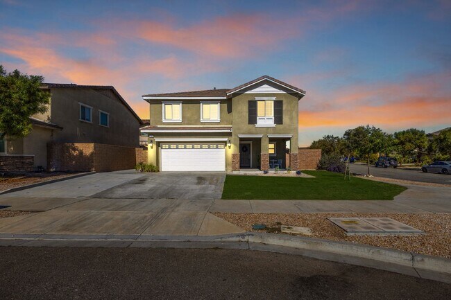 Building Photo - 7161 Bella Strada Dr