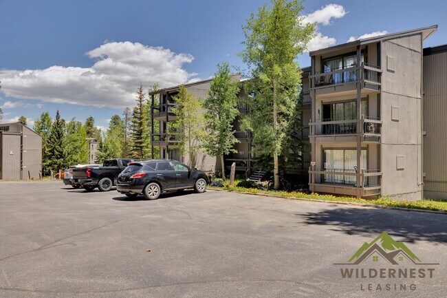 Building Photo - Fully Remodeled Gold Camp 2 Bed/1Bath