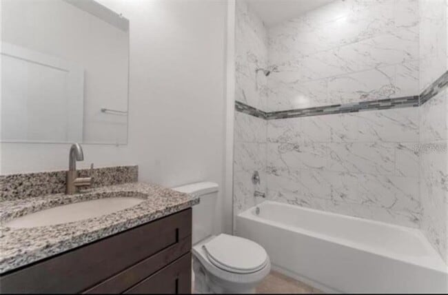 Building Photo - 13606 SW 40th Ave Rd