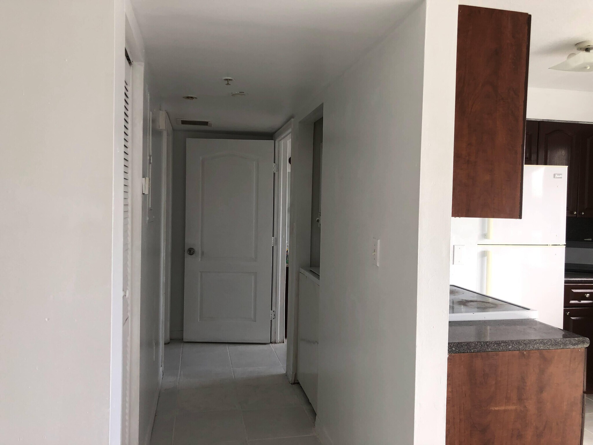 Building Photo - 1453 SW 3rd St