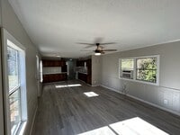 Building Photo - 116 Plaza Dr