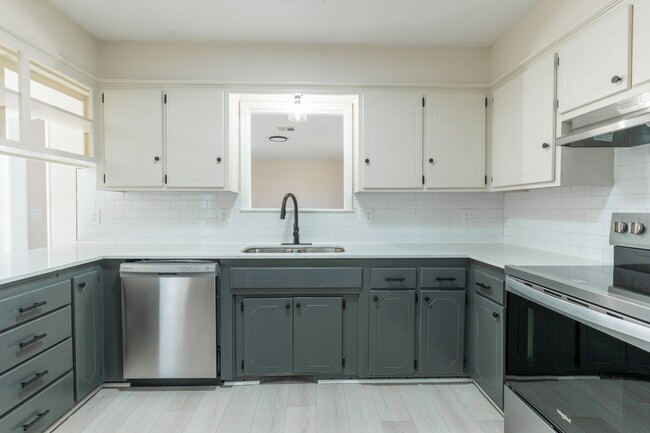 Building Photo - Rent to Own Available in Edmond, Ok!