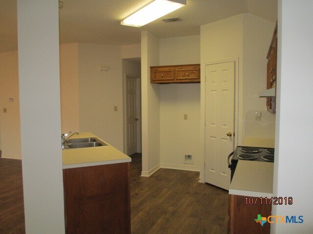 Building Photo - 108 Gemini Ct