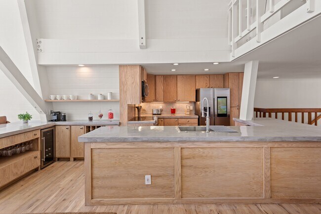 Building Photo - 126 Edgewood Ln