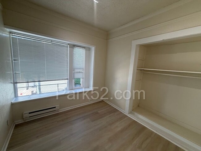 Building Photo - Tacoma Area 3 Bedroom 1 Bathroom Duplex