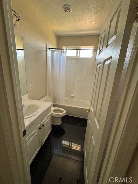 Building Photo - 16034 Skyridge Dr