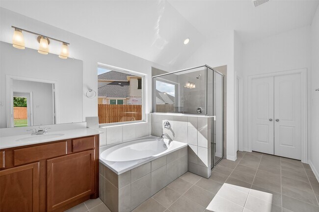 Building Photo - 6214 Severson Lake Ct