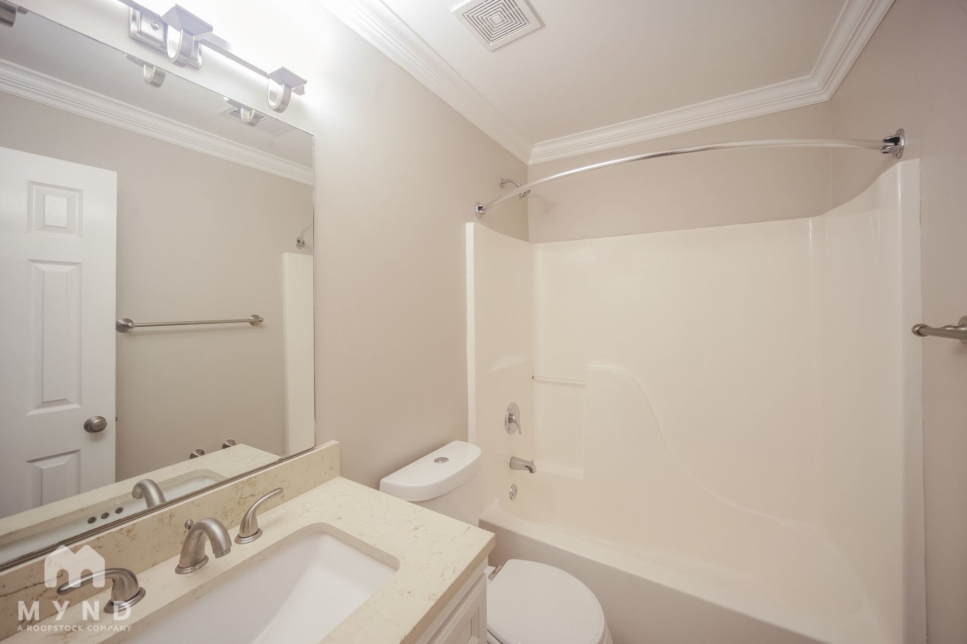 Building Photo - 1115 Warwick Pl