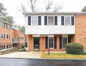 Building Photo - 6520 Roswell Rd NE