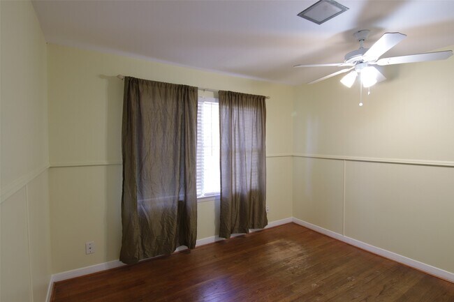 Building Photo - 6601 Stroud Dr