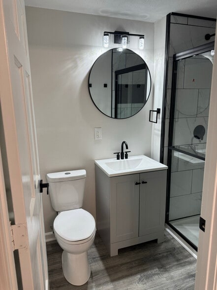 Building Photo - 6210 Alter Rd