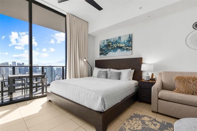 Building Photo - 159 NE 6th St