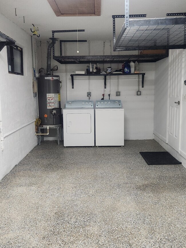 Building Photo - 9942 SW 154th St