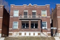 Building Photo - 2835 Miami St