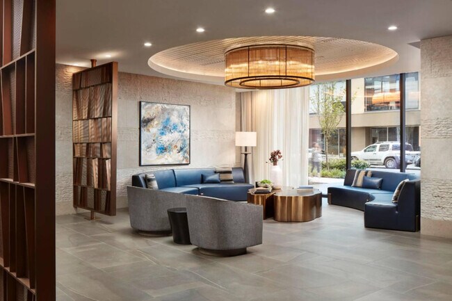 Building Photo - 161 Fairview Ave N