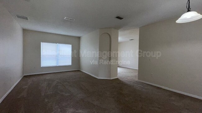 Building Photo - 939 Halifax Dr