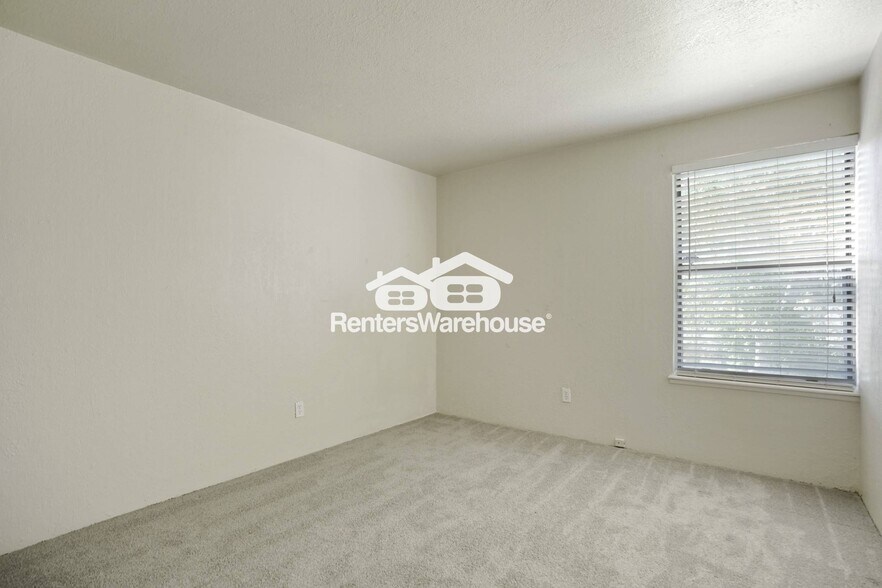 Building Photo - 14120 E Temple Dr