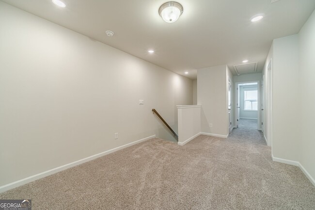 Building Photo - 1412 Villageside Ct